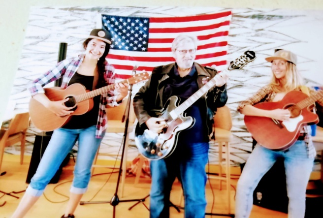 Jean-pierre, chanteur Amateur donne de la voix sur nos ondes Jean-pierre, chanteur Amateur donne de la voix sur nos ondes