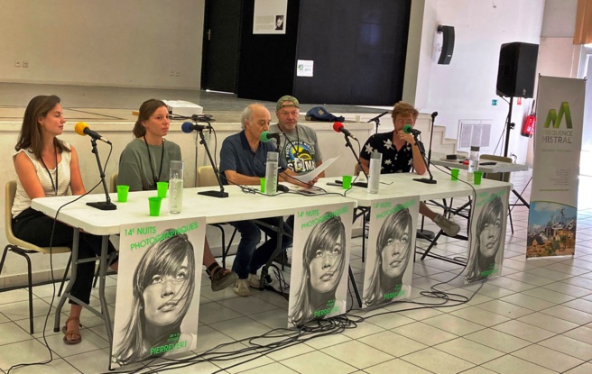 Nuits Photos, Fréquence Mistral en direct de Pierrevert Nuits Photos, Fréquence Mistral en direct de Pierrevert