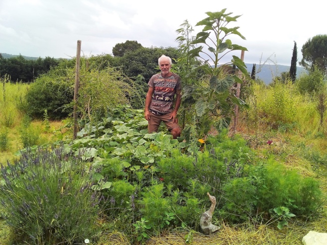"La Fée d'Arlane", un lieu dédié à la permaculture 3/5 "La Fée d'Arlane", un lieu dédié à la permaculture 3/5