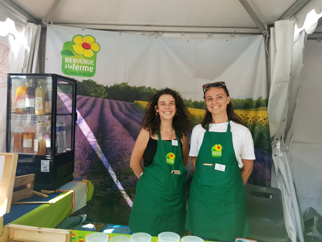 Bienvenue à la ferme était à la foire de la lavande Bienvenue à la ferme était à la foire de la lavande