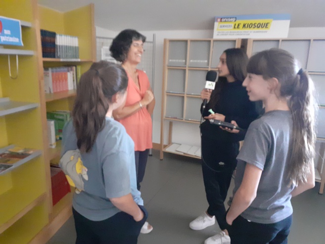 Quand des collégiens de Volx s’initient à la radio… Quand des collégiens de Volx s’initient à la radio…