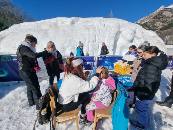 Ça bouge à l'igloo Pelvoo ! Ça bouge à l'igloo Pelvoo !