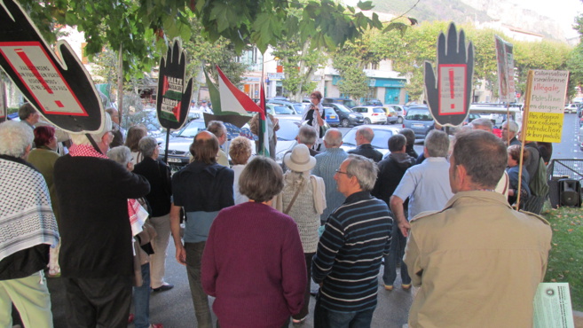 Un rassemblement pour la Palestine a eu lieu à Digne vendredi soir Un rassemblement pour la Palestine a eu lieu à Digne vendredi soir
