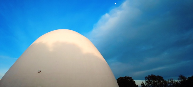 Saint-Michel-l'Observatoire (04): le planétarium Saint-Michel-l'Observatoire (04): le planétarium