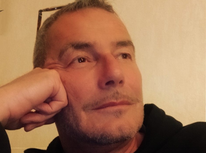 la minute sexo avec laurent certain (Suite) la minute sexo avec laurent certain (Suite)