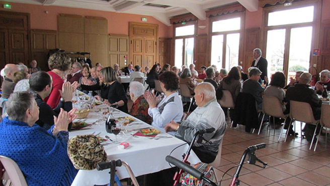 Lutter contre l’isolement des personnes âgées c’est une mission essentielle du CCAS dignois. Lutter contre l’isolement des personnes âgées c’est une mission essentielle du CCAS dignois.