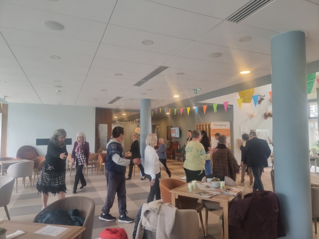 "Belles rencontres" avec la résidence Domitys les aiglons blancs "Belles rencontres" avec la résidence Domitys les aiglons blancs