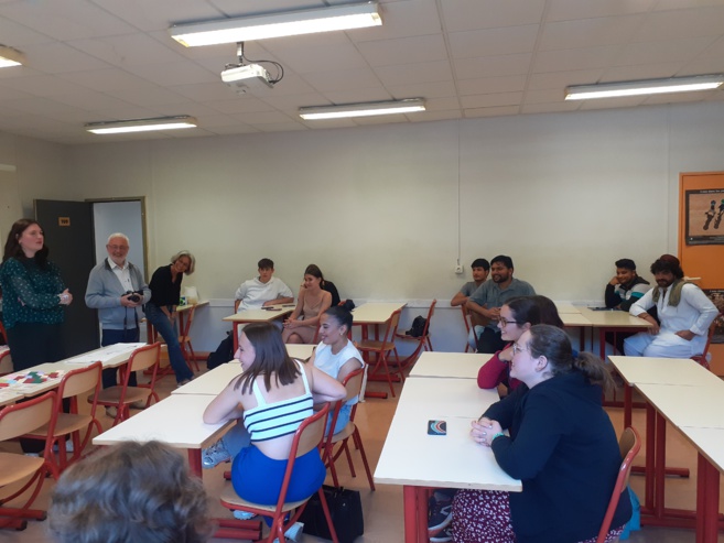 Un échange pour tous la cité scolaire Paul Arène Un échange pour tous la cité scolaire Paul Arène