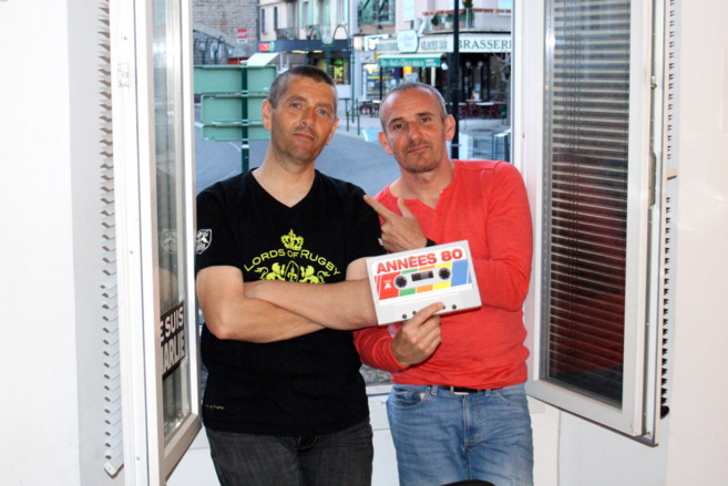 Fréquence Kitch - Tous les lundis de 20h30 à 22h00 ! Fréquence Kitch - Tous les lundis de 20h30 à 22h00 !