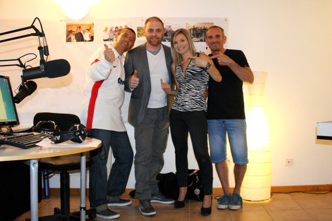 Fréquence Kitch - Tous les lundis de 20h30 à 22h00 ! Fréquence Kitch - Tous les lundis de 20h30 à 22h00 !