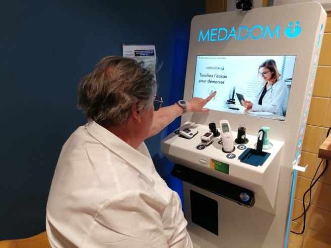 La borne de santé « Medadom », nouveau résident chez Domitys La borne de santé « Medadom », nouveau résident chez Domitys