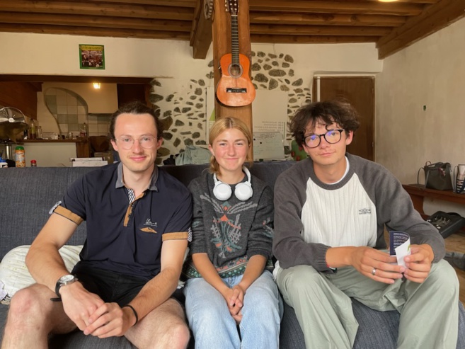 Le Chat Berton présente la comédie musicale CAMPING Le Chat Berton présente la comédie musicale CAMPING