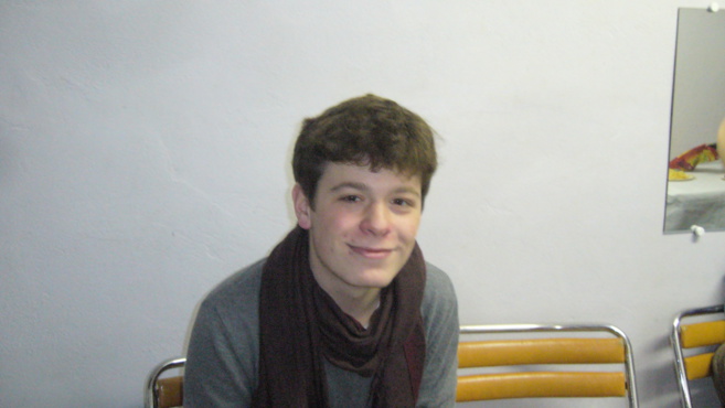 Agé de 17 ans, guitariste et chanteur Lucas a enflammé une soirée Blues à Oraison. Agé de 17 ans, guitariste et chanteur Lucas a enflammé une soirée Blues à Oraison.