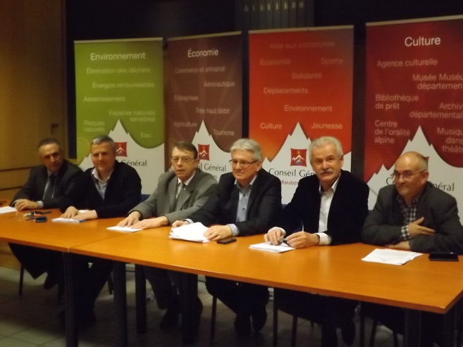 Hautes-Alpes : La majorité départementale annonce un budget maitrisé malgré un contexte défavorable. Hautes-Alpes : La majorité départementale annonce un budget maitrisé malgré un contexte défavorable.