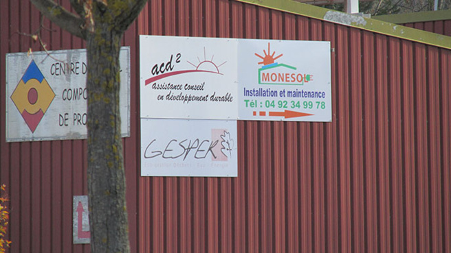 L’Economie Sociale et Solidaire se regroupe à Digne. L’Economie Sociale et Solidaire se regroupe à Digne.