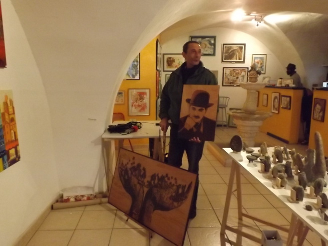 Le café Plumer permet à des artistes d’exposer à Gap Le café Plumer permet à des artistes d’exposer à Gap