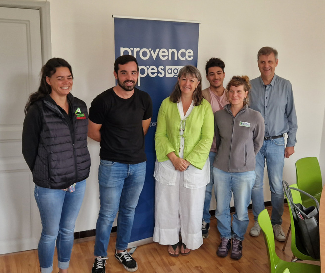 Sarah Rebinguet - Théo Jean - Sandrine Cosserat - Jordan Batikh - Laura Granato - Nicolas Maurel Sarah Rebinguet - Théo Jean - Sandrine Cosserat - Jordan Batikh - Laura Granato - Nicolas Maurel