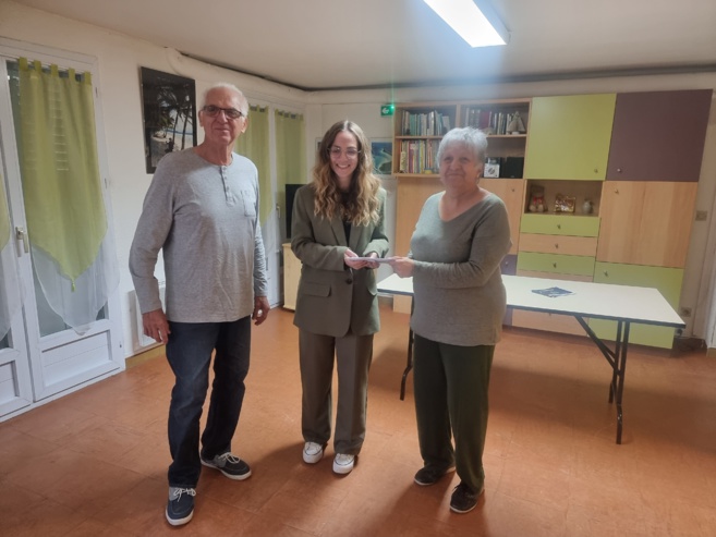 Domitys remet un chèque à l’association Solidarité handicapés du pays briançonnais Domitys remet un chèque à l’association Solidarité handicapés du pays briançonnais