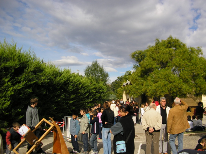 A Manosque, des élèves de primaire observeront l'éclipse solaire demain A Manosque, des élèves de primaire observeront l'éclipse solaire demain