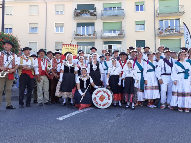 Le Quadrille Sisteronnais a le goût de l’aventure Le Quadrille Sisteronnais a le goût de l’aventure