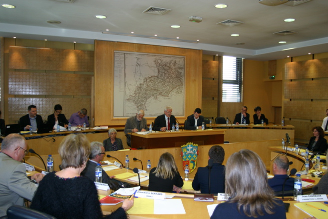 L’élection du président du conseil départemental des Hautes-Alpes fut mouvementée… L’élection du président du conseil départemental des Hautes-Alpes fut mouvementée…