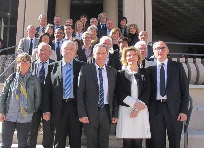 Sans surprises, Gilbert Sauvan reprend les rênes du 04 Sans surprises, Gilbert Sauvan reprend les rênes du 04