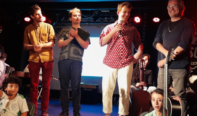 Association Jeux d'Anches - Projet pédagogique "AVENTURE EN GUITARE" Association Jeux d'Anches - Projet pédagogique "AVENTURE EN GUITARE"