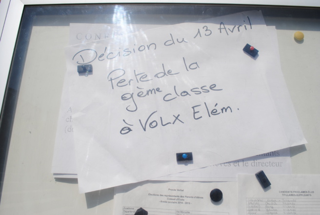 Fermeture de classe à l'école élémentaire de Volx : parents en colère ! Fermeture de classe à l'école élémentaire de Volx : parents en colère !