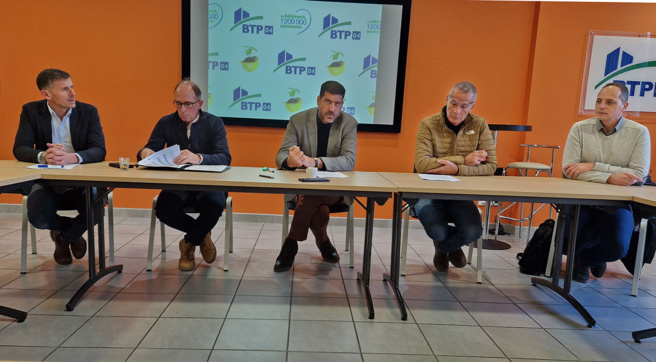 Clément Dubois - Philippe Coiffier - Julien Rey - Jean-Paul Brouchon - Samuel André Clément Dubois - Philippe Coiffier - Julien Rey - Jean-Paul Brouchon - Samuel André