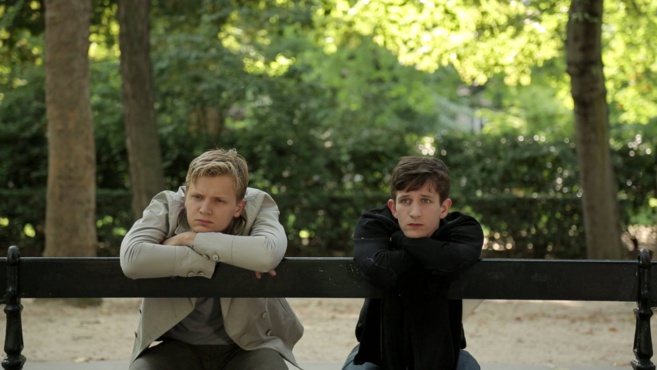 Raphaël Neal, un photographe filme la violence et l’adolescence. Raphaël Neal, un photographe filme la violence et l’adolescence.