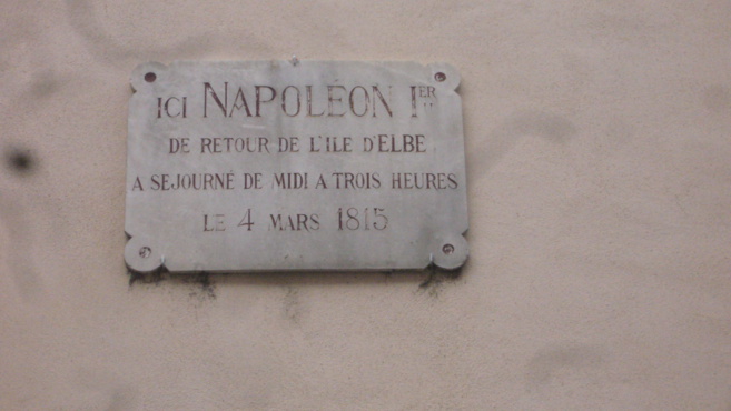 Sur les traces de Napoléon dans les Basse-Alpes, un documentaire et une exposition Sur les traces de Napoléon dans les Basse-Alpes, un documentaire et une exposition