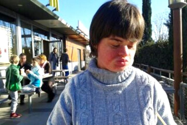 Adeline, 25 ans, souhaite intégrer foyer d’accueil de Peyruis pour retrouver sourire et goût de vivre ! Adeline, 25 ans, souhaite intégrer foyer d’accueil de Peyruis pour retrouver sourire et goût de vivre !