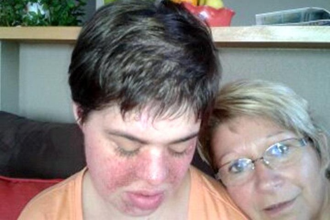 L'ADAPEI 04 nous fait part de son impuissance concernant Adeline, jeune femme handicapée de 25 ans ! L'ADAPEI 04 nous fait part de son impuissance concernant Adeline, jeune femme handicapée de 25 ans !