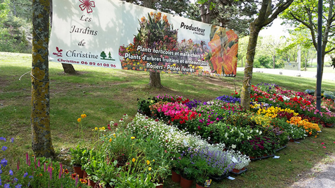 L’association Globe organisait un salon jardin et détente L’association Globe organisait un salon jardin et détente