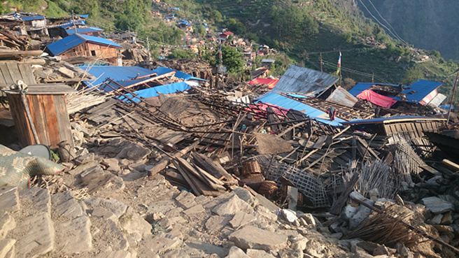 Un médecin urgentiste du SAMU 04 revient du Népal Un médecin urgentiste du SAMU 04 revient du Népal