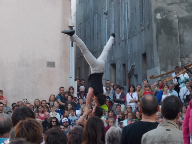 Un spectacle tout en apesanteur Un spectacle tout en apesanteur