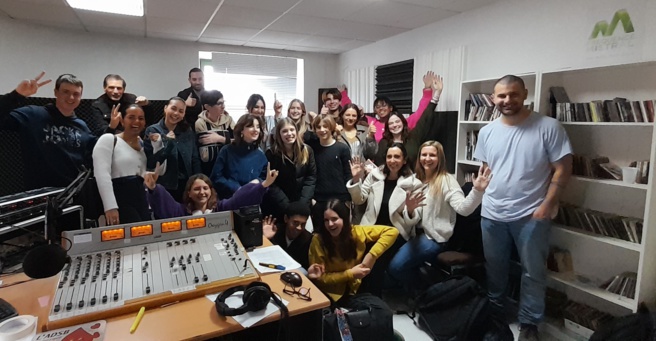 Lycée VAL DE DURANCE de Pertuis - Emission Spéciale Lycée VAL DE DURANCE de Pertuis - Emission Spéciale