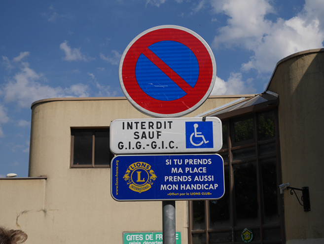 Si tu prends ma place, prends aussi mon handicap Si tu prends ma place, prends aussi mon handicap