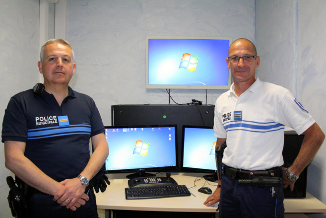 Les policiers sisteronais sont avant tout des îlotiers de proximité ! Les policiers sisteronais sont avant tout des îlotiers de proximité !