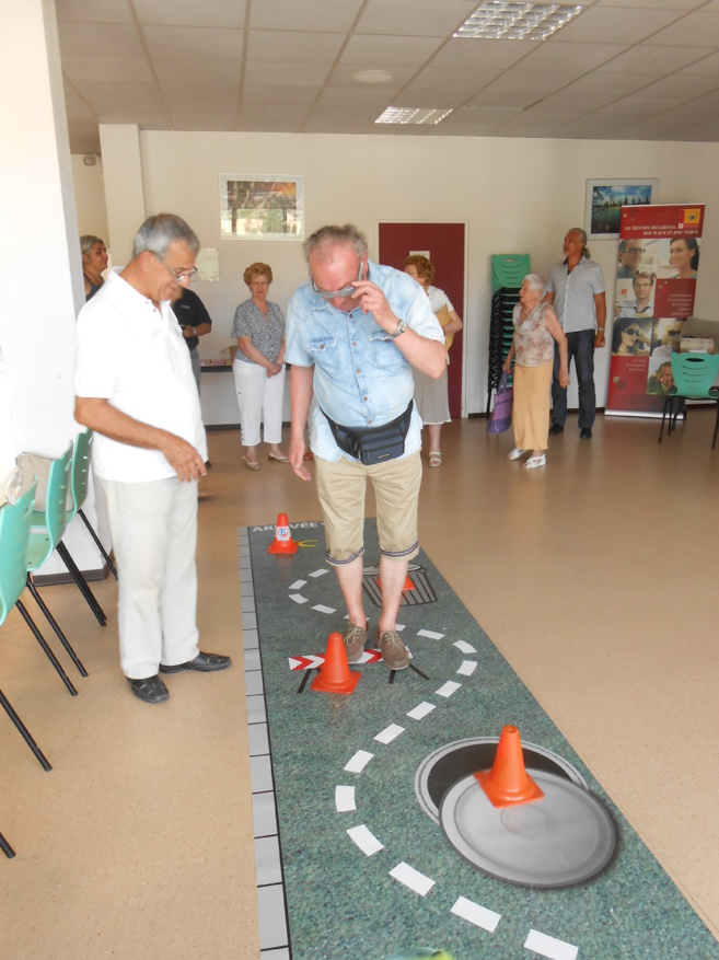 Les seniors sensibilisés à la prévention routière Les seniors sensibilisés à la prévention routière