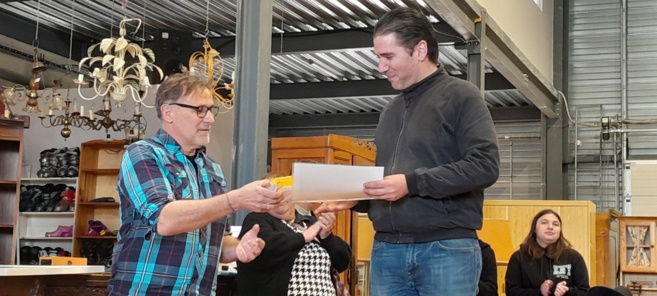 REMISE DE DIPLOME du CQP à La Ressourcerie de Haute Provence Sainte-Tulle-Forcalquier-Châteaux-Arnoux REMISE DE DIPLOME du CQP à La Ressourcerie de Haute Provence Sainte-Tulle-Forcalquier-Châteaux-Arnoux