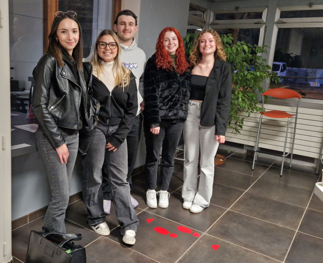 Faire découvrir le centre culturel de Digne aux étudiants de l'IUT de façon ludique ! Faire découvrir le centre culturel de Digne aux étudiants de l'IUT de façon ludique !