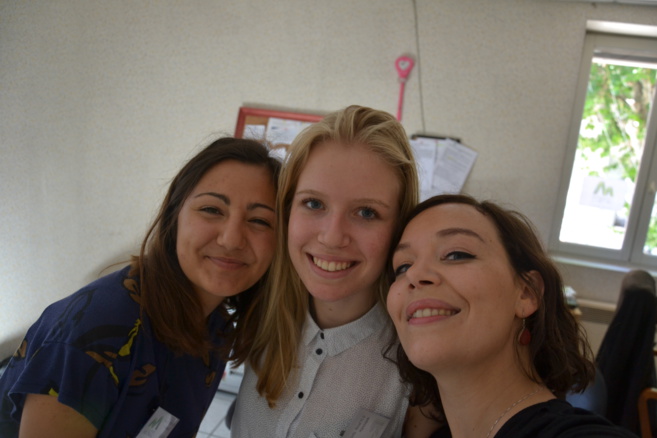 Crémaillère radiophonique dans les nouveaux locaux de Fréquence Mistral ! Crémaillère radiophonique dans les nouveaux locaux de Fréquence Mistral !