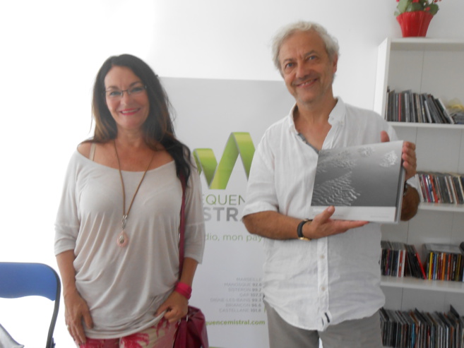 Poésie et photographie, deux univers qui s'apprivoisent dans Sertissage Poésie et photographie, deux univers qui s'apprivoisent dans Sertissage