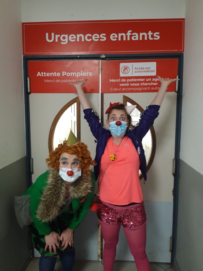 On a suivi les clowns Cotillon et Molly de l'association Le Gai Rire aux urgences pédiatriques de l'hôpital nord de Marseille On a suivi les clowns Cotillon et Molly de l'association Le Gai Rire aux urgences pédiatriques de l'hôpital nord de Marseille