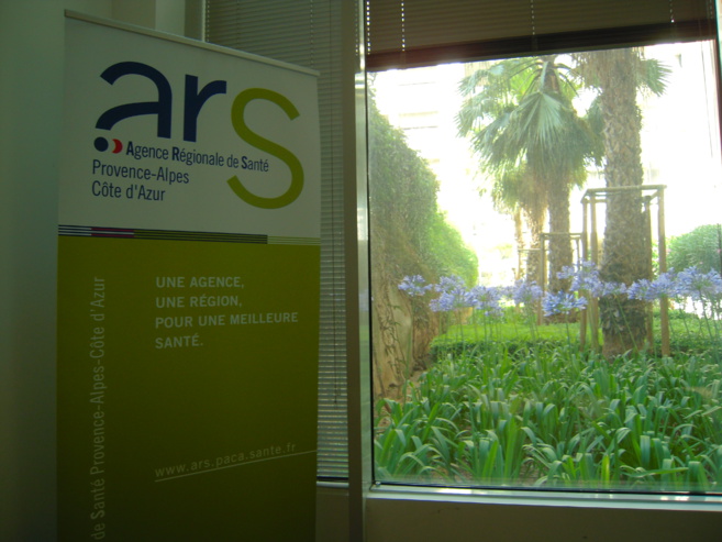 La canicule s’installe sur toute la France, l’ARS faisait un premier point hier à Marseille sur le dispositif de vigilance. La canicule s’installe sur toute la France, l’ARS faisait un premier point hier à Marseille sur le dispositif de vigilance.