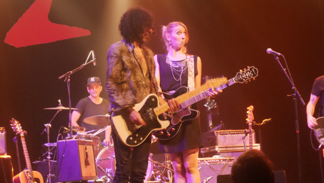 Ej@mslive a fêté la guitare et les cordes… Ej@mslive a fêté la guitare et les cordes…