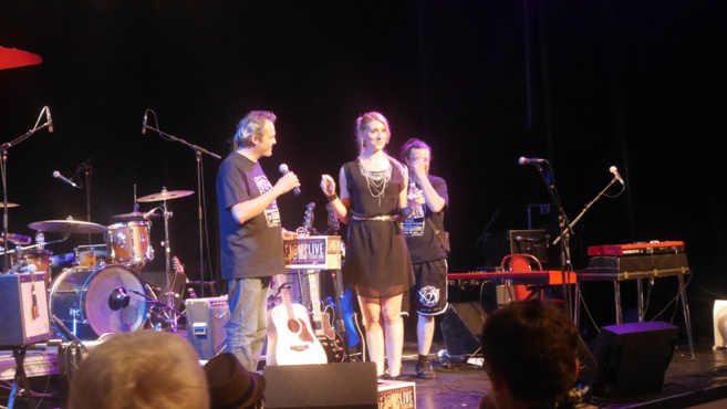 Ej@mslive a fêté la guitare et les cordes… Ej@mslive a fêté la guitare et les cordes…