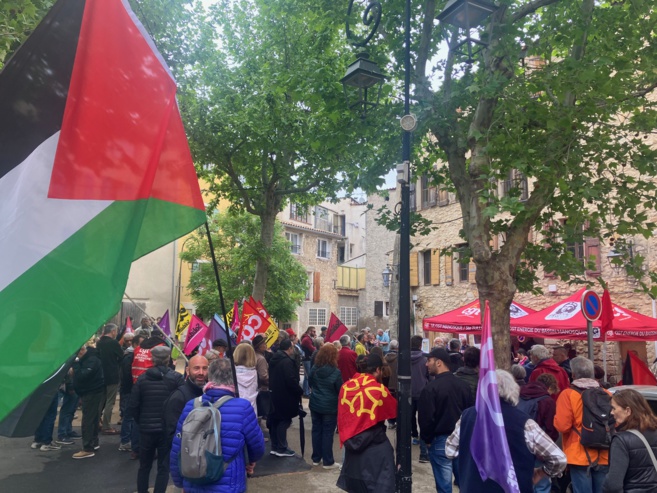 Retour sur le premier mai à Manosque - mobilisation intersyndicale Retour sur le premier mai à Manosque - mobilisation intersyndicale