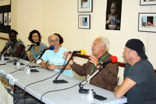 Emission au cœur des Nuits Photographiques de Pierrevert Emission au cœur des Nuits Photographiques de Pierrevert